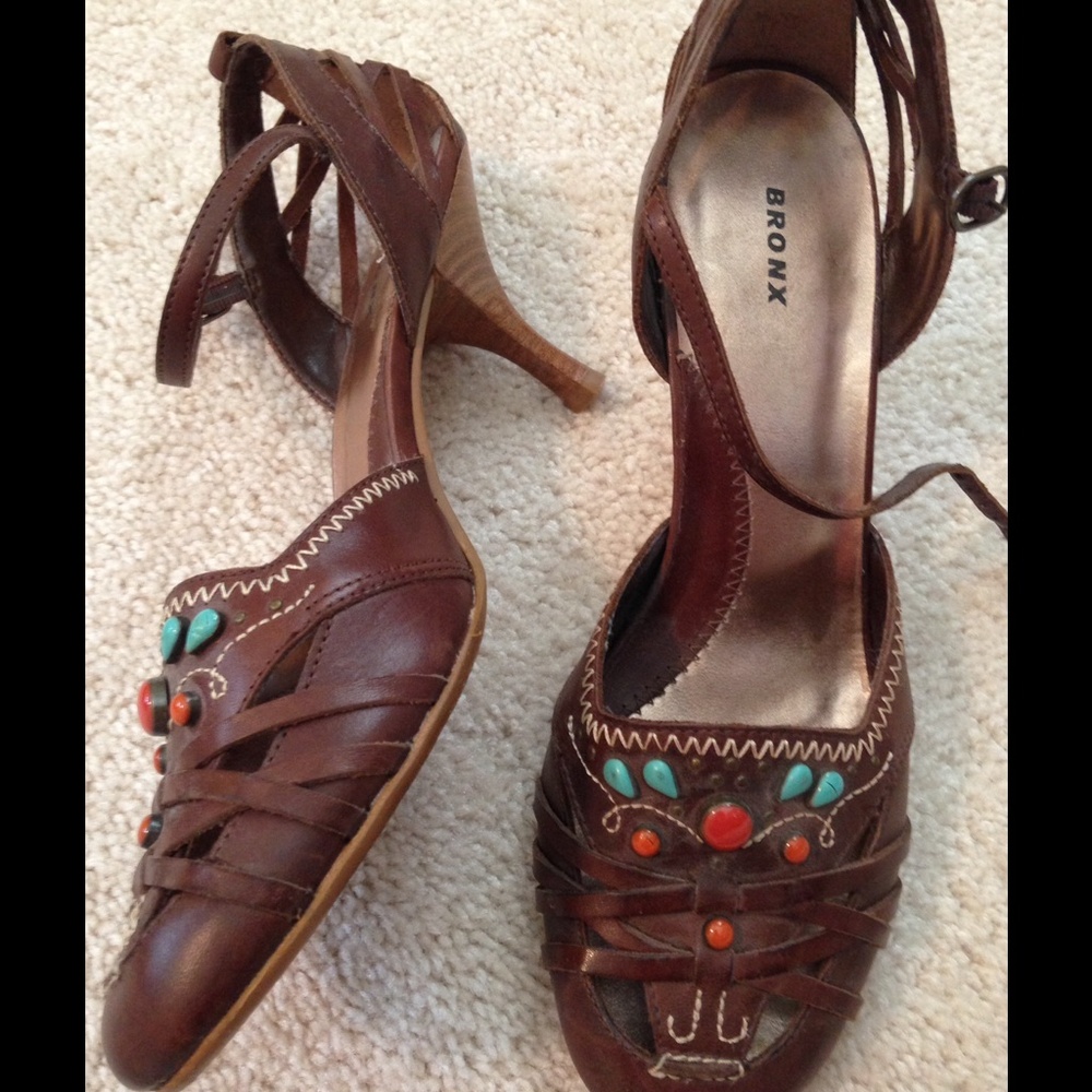 Shoes by Bronx